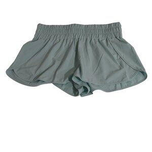 Vanilla Star Light Green High-Waisted Shorts Women Size L Athletic Active Wear